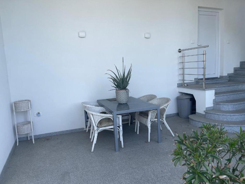 Apartmaji Meduza 2 Izola Exterior foto